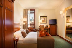Best Western Premier Hotel Astoria