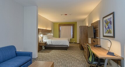 Holiday Inn Express & Suites CORPUS CHRISTI Room Type - 2 Queen Suite Communications Mobility Accessible Tub Holiday Inn Express & Suites CORPUS CHRISTI Room Type - 2 Queen Suite Communications Mobility Accessible Tub