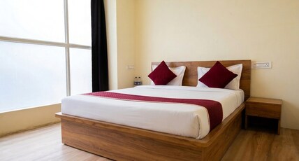 COZY STAY Room Type - Premium room