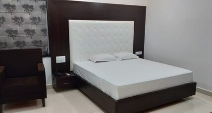 Hotel Smita Room Type - Executive Room