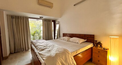 Whiite Panda-Backpaker Hostel in Delhi Greater Kailash Room Type - Superior Room With Balcony