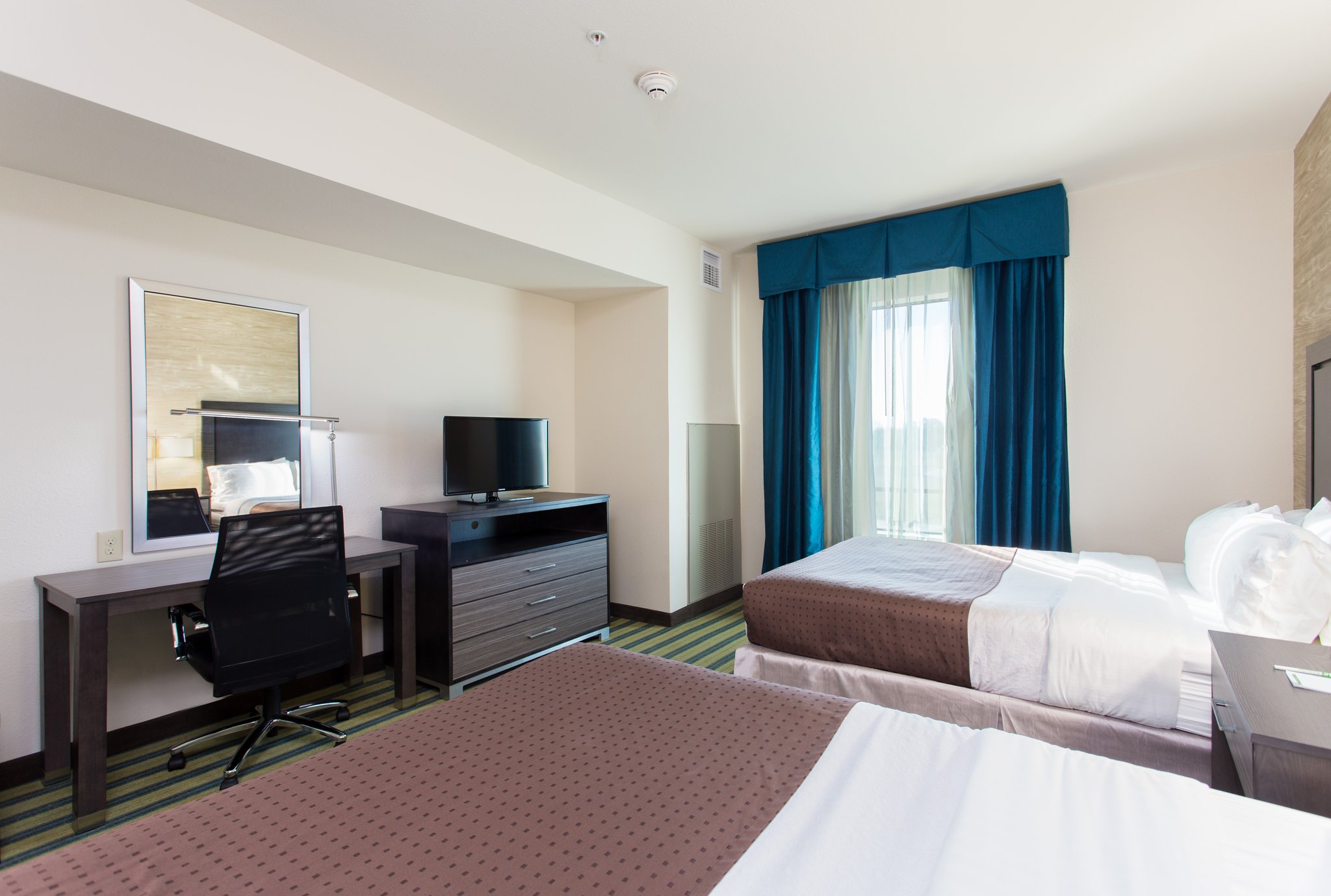 Holiday Inn TEXARKANA ARKANSAS CONV CTR - Tap to explore photos