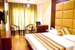 Photos of Hotel Mistwood Manor