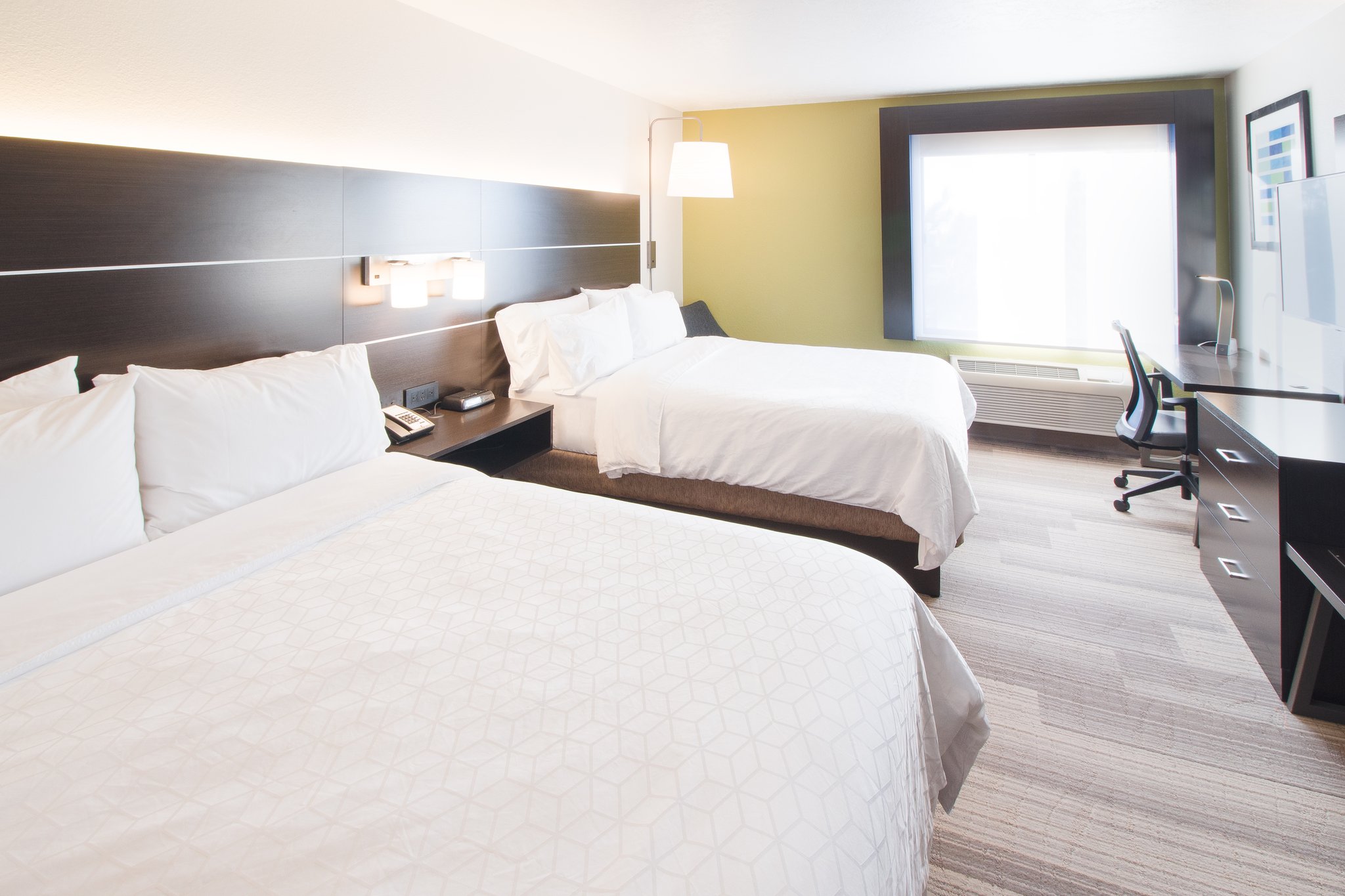 Holiday Inn Express & Suites Worthington, an IHG Hotel - Tap to explore photos