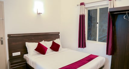 Landy Queen Homestay | Rooms & Caretaker Room Type - Queen Deluxe ( without balcony) Landy Queen Homestay | Rooms & Caretaker Room Type - Queen Deluxe ( without balcony)