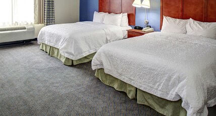 Hampton Inn by Hilton COLDWATER Room Type - 2QN MOB HEARING ACC TUB NS