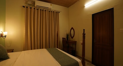 Indira Farms Room Type - Deluxe Room