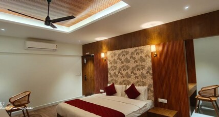 Indudharam Tourist Home   Vaikom Temple Room Type - Bridal Suite