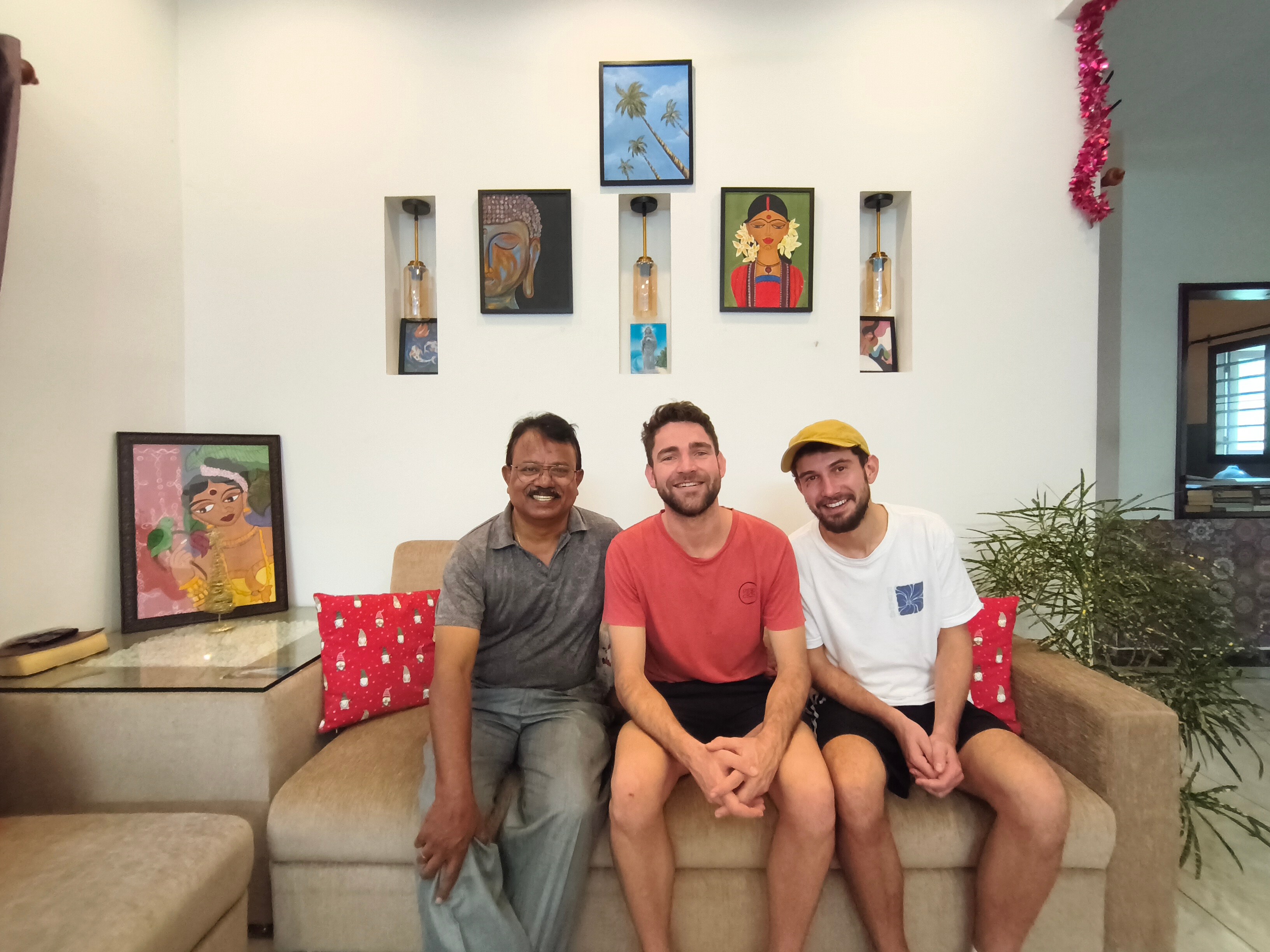 GERARDS HOMESTAY FORTKOCHI - Tap to explore photos