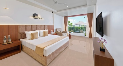 Empire By Zuper Bhopal Room Type - Magnolia Pool Access Room