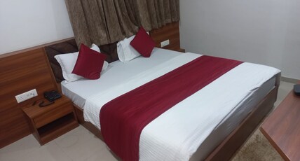 Hotel Regency Room Type - Deluxe ROOM