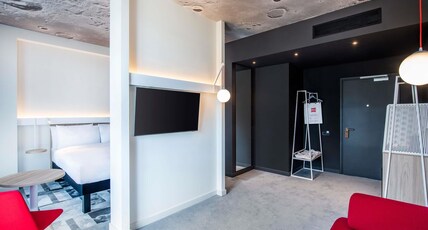 ibis Tbilisi City Room Type - Premium Room with 1 double bed and a sofa bed ibis Tbilisi City Room Type - Premium Room with 1 double bed and a sofa bed