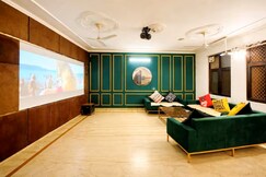 Instay M56 | 8/10 Entire 2BHK Apt with Theatre Screen