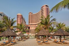 Holiday Beach Hotel Danang