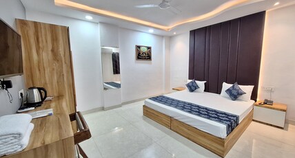 Hotel Krishna Pride Room Type - Super Deluxe