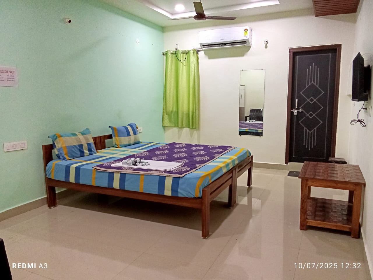 SRI SKANDA RESIDENCY AC LODGE - Tap to explore photos