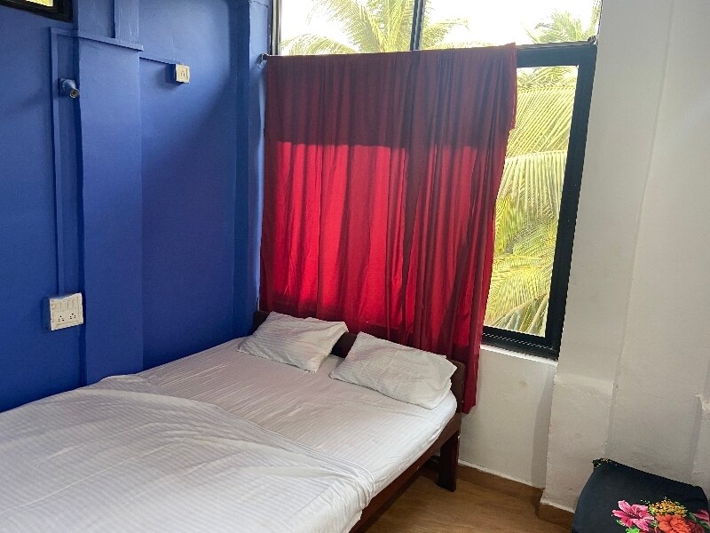 Hotel O Red Rock Guest House - Tap to explore photos