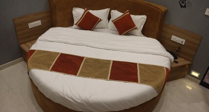 Hotel Prince Inn Room Type - Suite Room