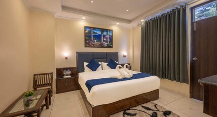 Hotel Rajmahal Green Room Type - Suite Room
