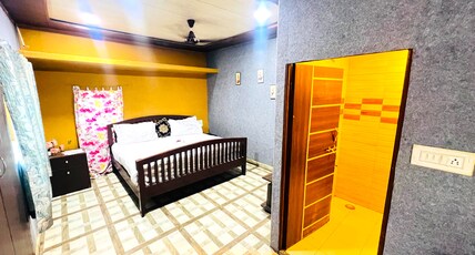 Hotel Sanand Heritage @Nakki Lake Room Type - Deluxe Ac Room