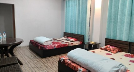 Arwah Scenic View Homestay Room Type - Triple Room