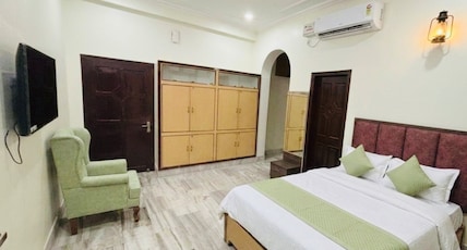 Omaya Kashi Room Type - Delux Double Room