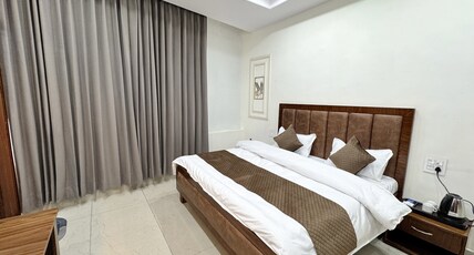 Hotel Mehak Room Type - Deluxe Ac Room