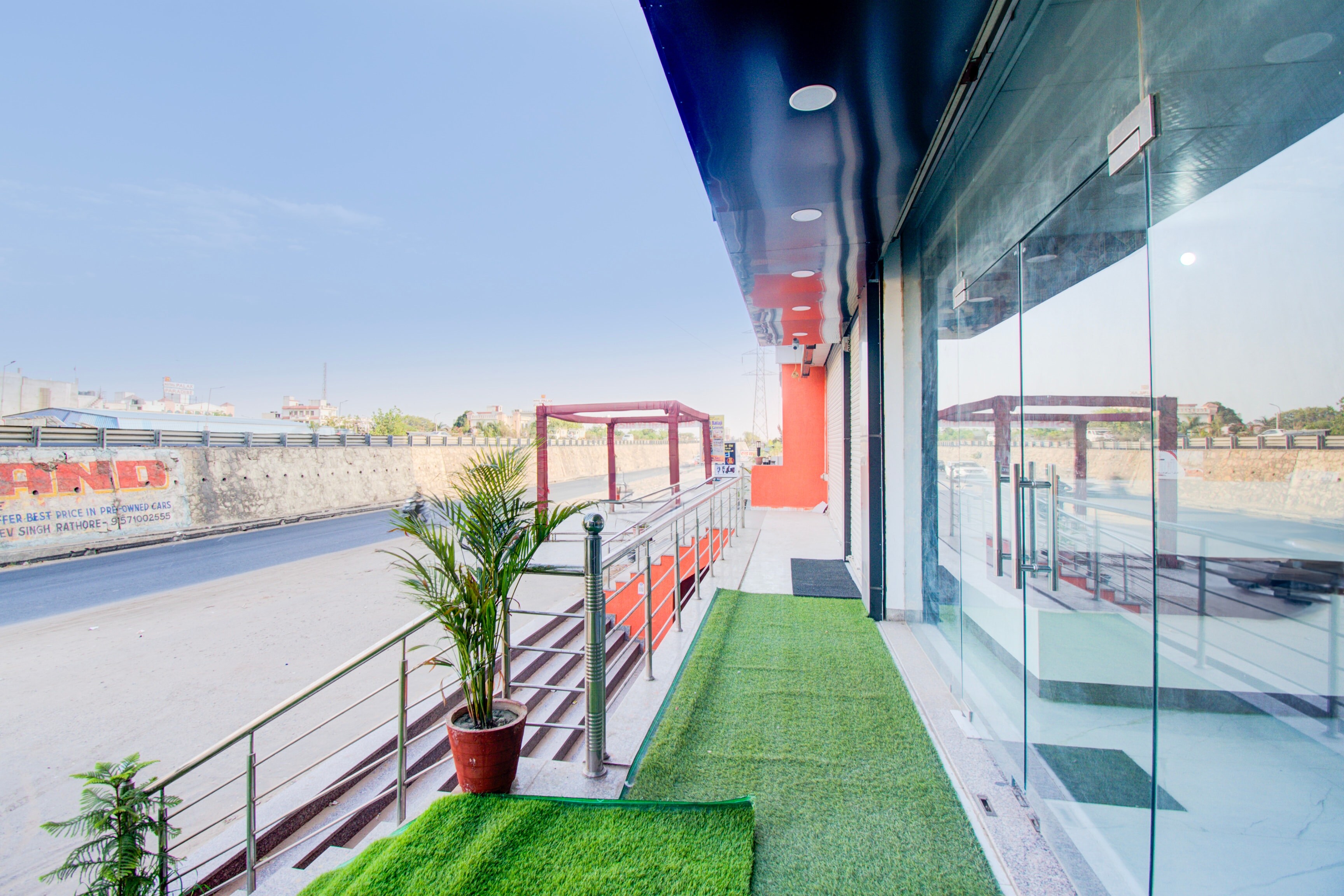 Hotel O JIGAR - Tap to explore photos