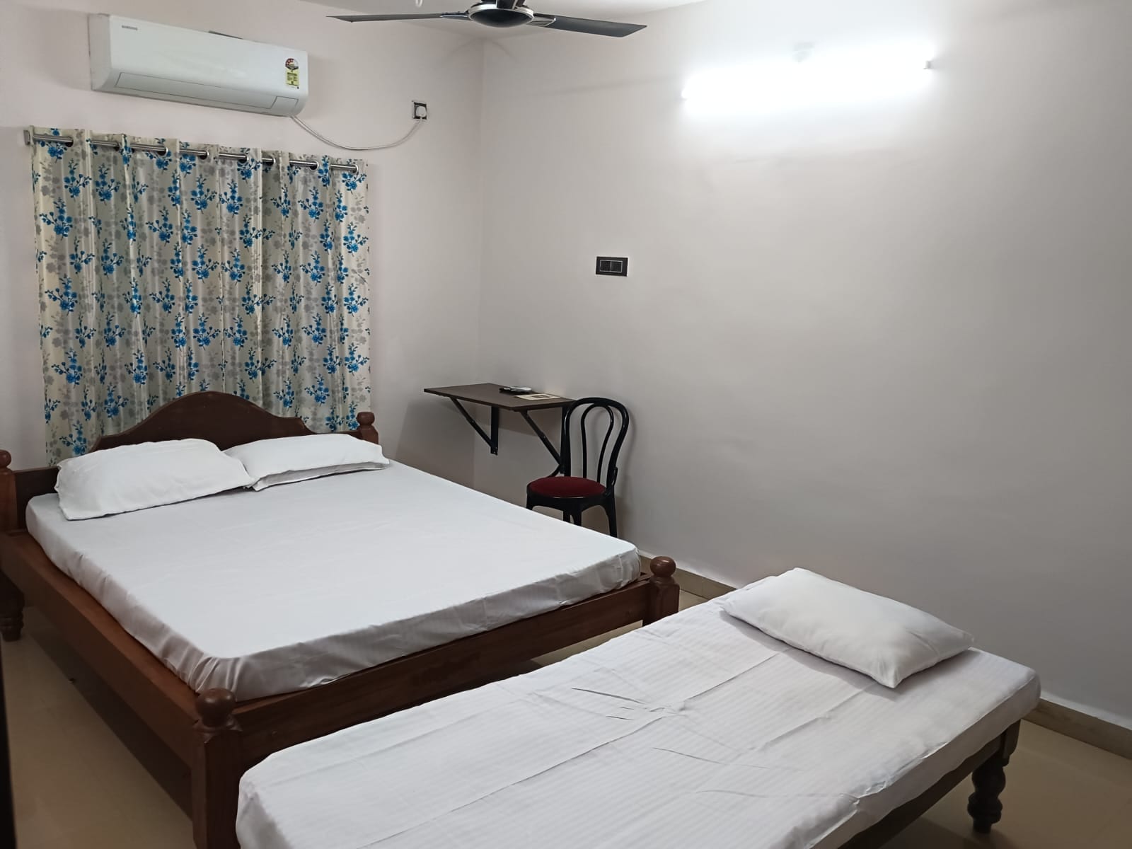 Sai mithra homestay - Tap to explore photos