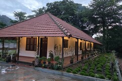 Rainforest Birding Lodge