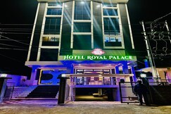 HOTEL ROYAL PALACE