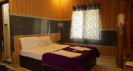 SSR Hotel Room Type - Standard Double bed Non ac