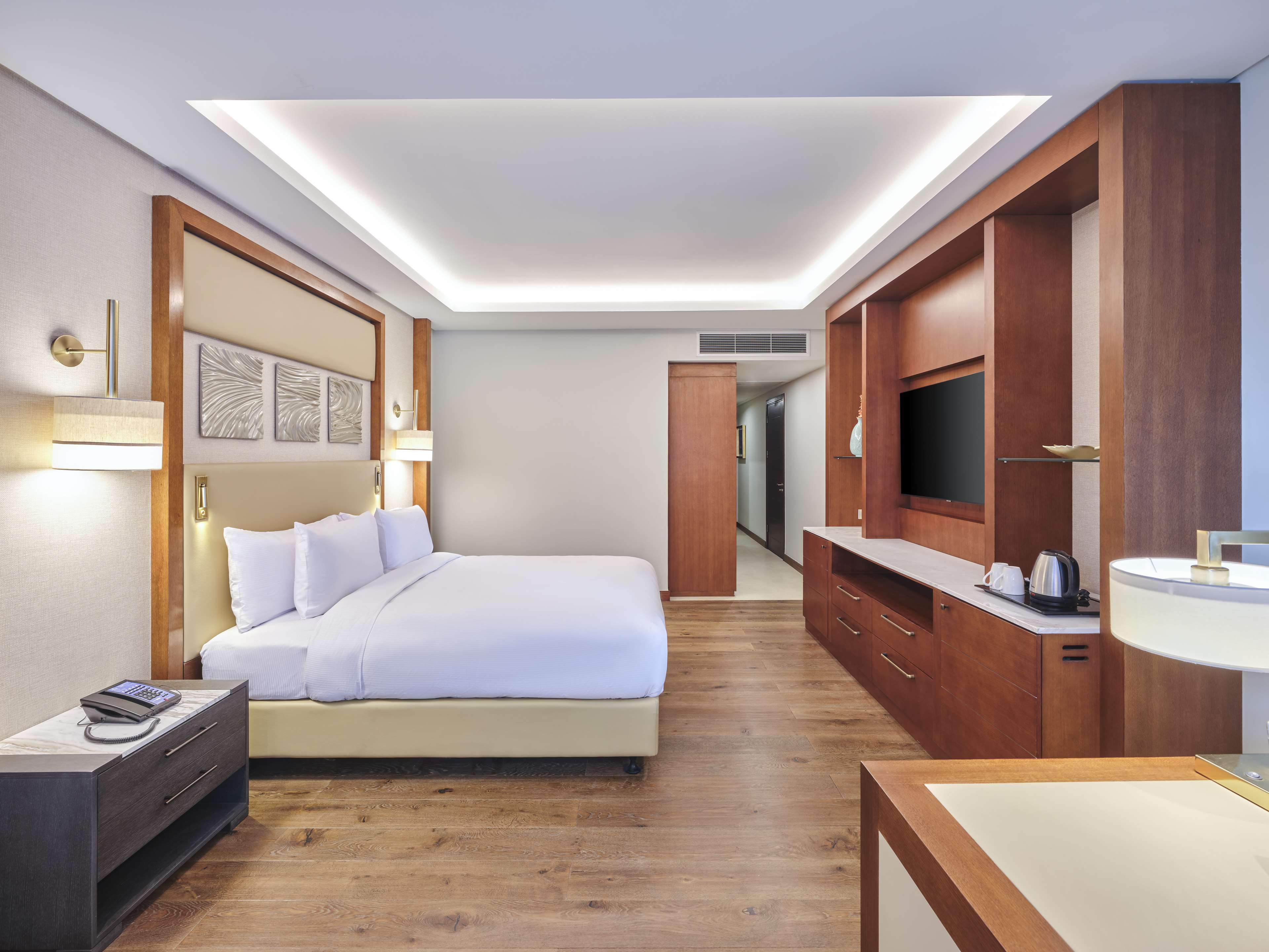 Hilton Cairo Nile Maadi - Tap to explore photos