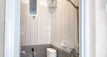 Hotel O Kate'el Inn Room Type - Indonesia Suite Triple Hotel O Kate'el Inn Room Type - Indonesia Suite Triple