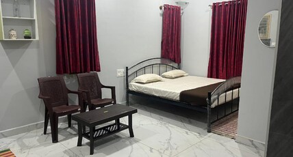 Kukkeshree Homestay Room Type - Studio Room