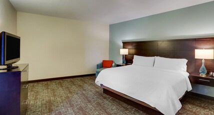 Staybridge Suites SAN ANGELO, an IHG hotel Room Type - 1 King Bed 1 Bedroom Suite