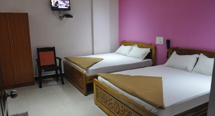 Hotel Raamajeyam Room Type - Deluxe Four Bed Room AC