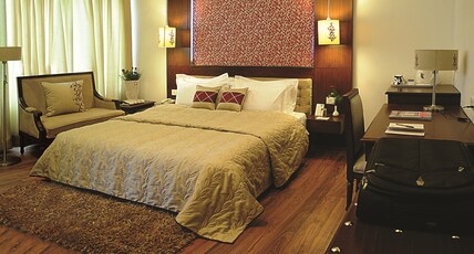 The Amara Luxe Stay - Greater Kailash Room Type - Premium Deluxe Room