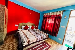 NONSTOP Cafe and Homestay