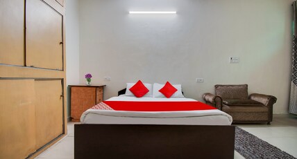 Hotel O D R Guest Inn Room Type - Classic