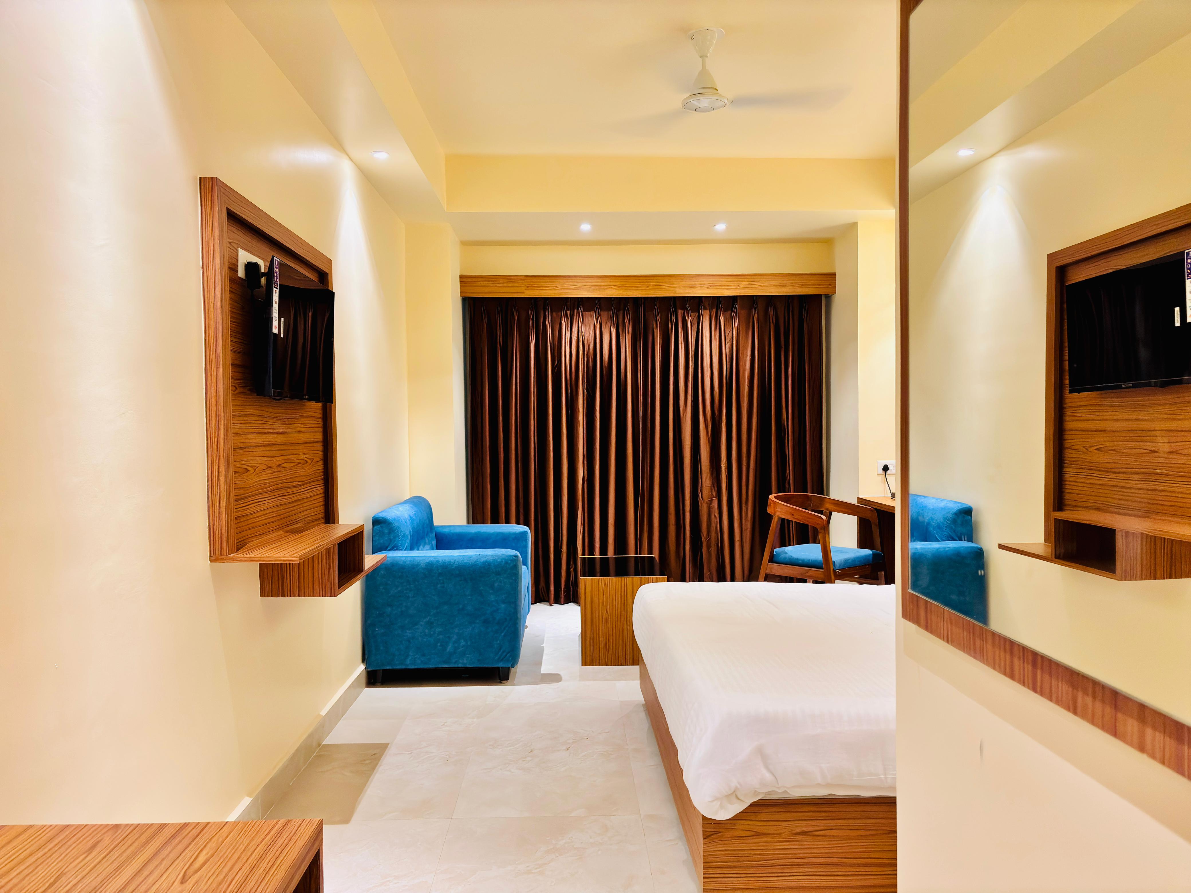 Petal Hotels (50 mtrs from Sea beach) - Tap to explore photos