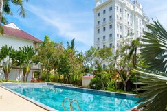 The Tahiti Beach Hotel