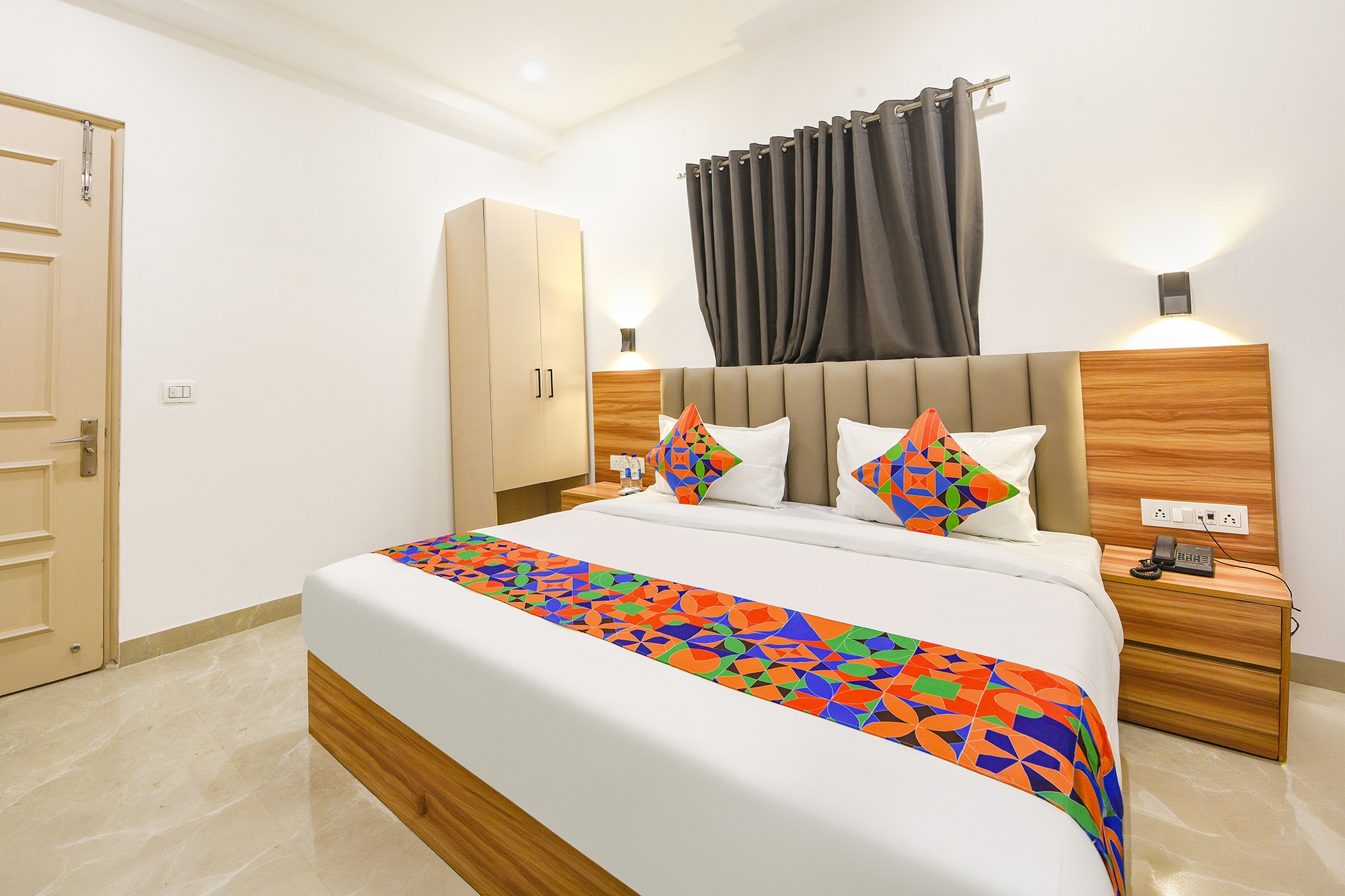 FabHotel Moro Gujranwala Town - Tap to explore photos
