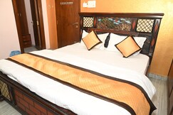 THE GRAND VILLA LUXURY GUEST HOUSE