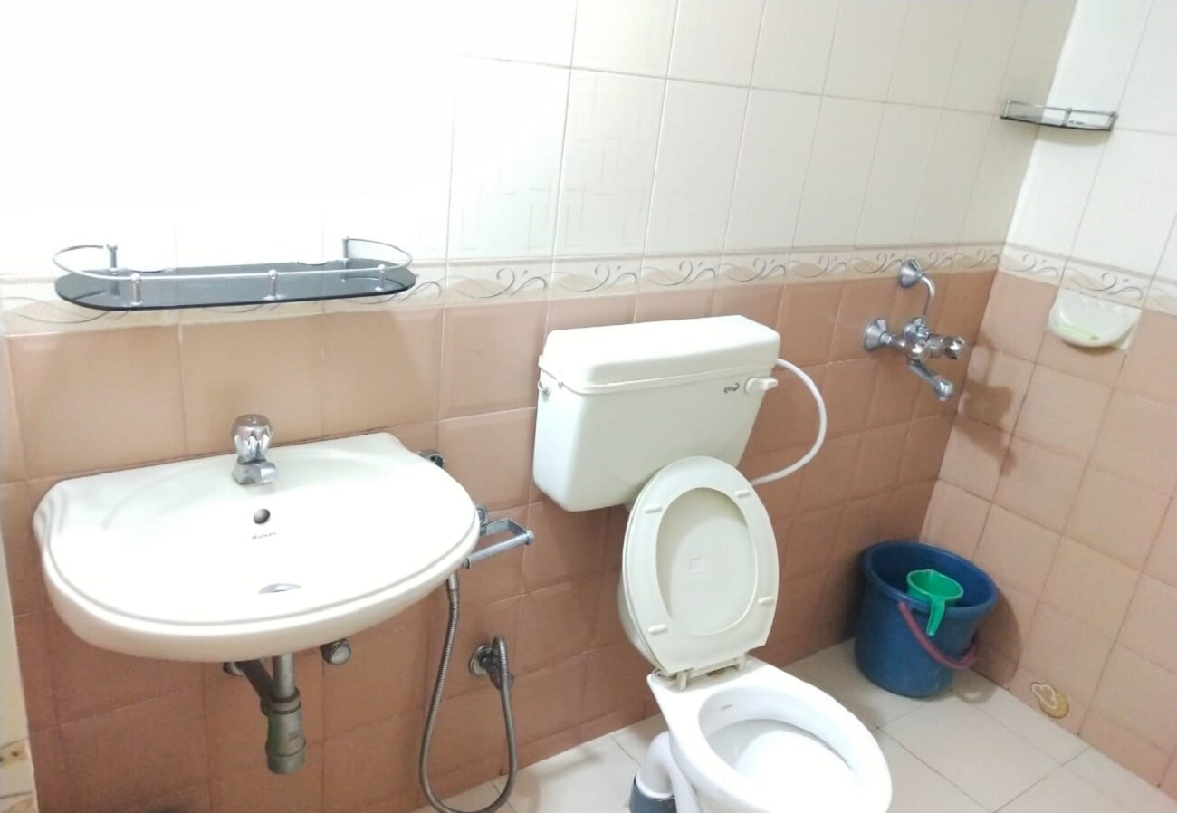 Cozy AC Apartment close to Calangute - Baga Beach - Tap to explore photos