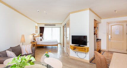 Riverfront Bangkok Room Type - Studio Superior Room