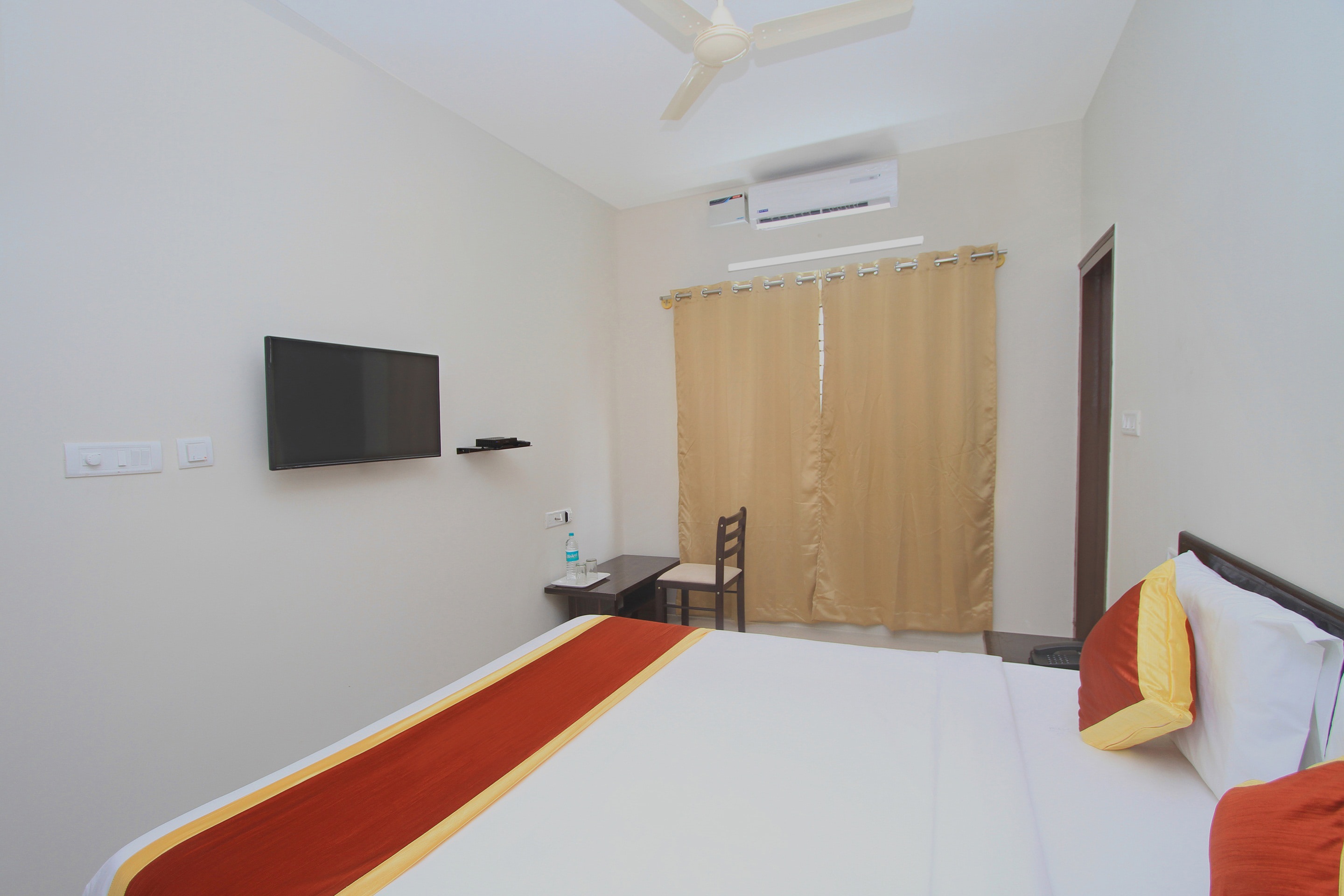 Hotel O Manu Residency - Tap to explore photos