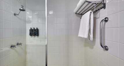 Mercure Perth On Hay Room Type - Standard Queen Room