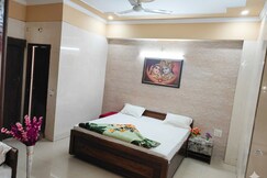 SHRI HARIVANSH SEWA KUNJ