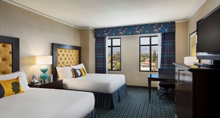Juniper Hotel Cupertino, Curio Collection by Hilton Room Type - 2 QUEEN BEDS MOUNTAIN VIEW